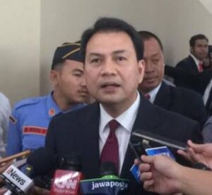 Wakil Ketua DPR RI Aziz Syamsuddin (1)_1