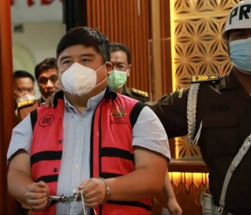 Kejaksaan taham pembisik