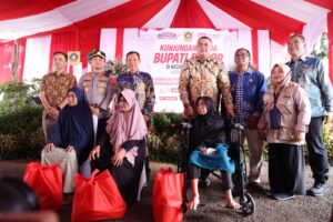 6b5c9f41-c5dc-4736-a6a5-5e410b24db42