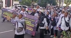 Demo guru madrasah swasta