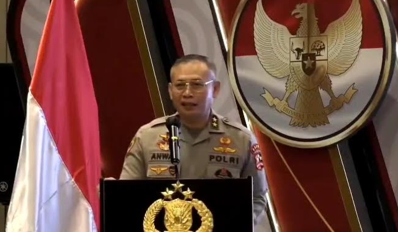 polri-cari-solusi-atasi-masalah-internal-dari-radikalisme-sampai-lgbt-intai-anggota-28102025-091959