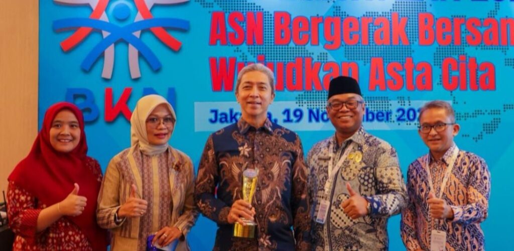 Manajemen ASN Terbaik Kedua se-Indonesia, Wali Kota Bogor Banggakan Kerja Anak Buahnya 1 Badan Kepegawaian Nasional BKN Award 2025