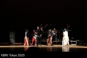 700 Orang Penonton Padati Drama Musikal Grand Show Indonesia Week 2025 di Kampus Asia Pasific University Beppu, Oita 3 IMG 20251211 WA0025