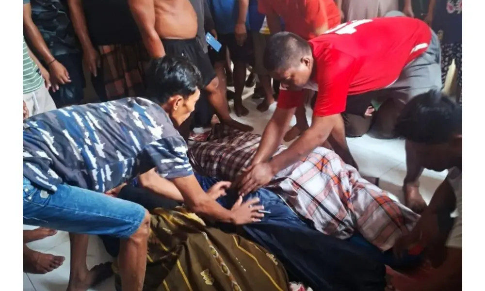 kapal terbalik di pangkep KM Fitri Jaya Terbalik