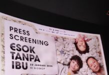 Duka Seorang Anak dan Kehadiran Ibu Digital dalam Esok Tampa Ibu