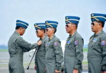 Enam Laksamana dan Seorang Mayor Jenderal Diberi Brevet Kehormatan Penerbangan