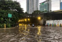 Cuaca Ekstrim, Sejumlah Akses Menuju Stasiun Whossh Tergenang Air, KCIC Imbau Penumpang Melalui Akses Tol atau Menggunakan LRT