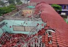Hujan Deras Robohkan Bangunan SMA Negeri 02 Gunung Putri