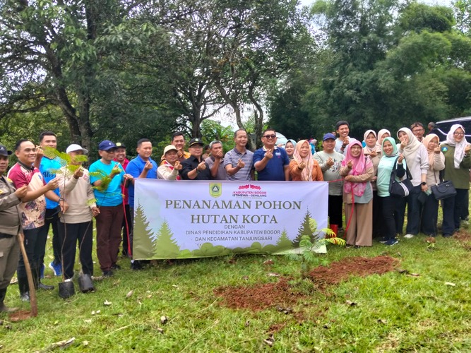 disdik hutan kota
