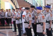Jenderal Asep Edi Kukuhkan Enam Kapolres Baru dan Dua Direktur di Polda Metro