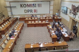 komisi iii antara
