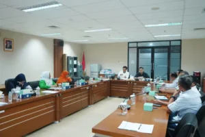 rapat komisi II