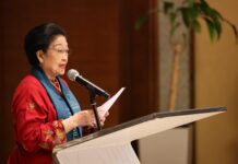 Megawati Terima Gelar Doktor Kehormatan di Riyadh, Terharu Saat Pidato