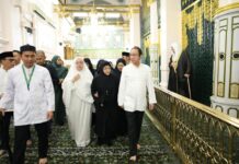 Imam Besar Masjid Nabawi Pimpin Doa Saat Megawati dan Keluarga Ziarah ke Makam Rasulullah SAW