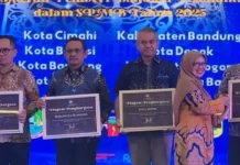 Sukseskan Program Beasiswa Bupati Bogor, Dinas Pendidikan Diganjar Penghargaan