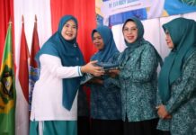 Istri Bupati Bogor ‘Gugah’ Anggota PKK Bijak dan Cakap Manfaatkan Teknologi